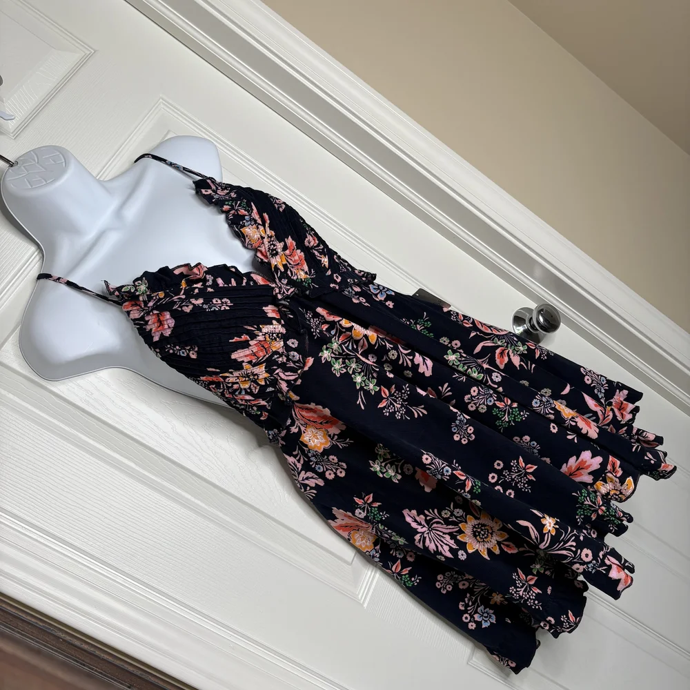 Free People NWT Looking Glass Floral Navy Mini Dress Size Medium - Picture 7 of 9